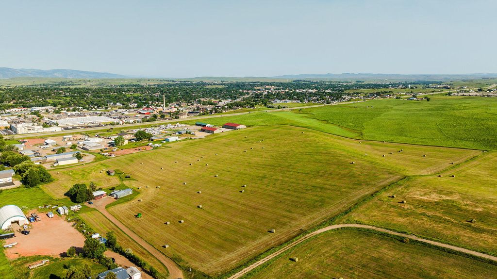 1866 Skyline Drive, Sheridan, WY 82801 photo 9