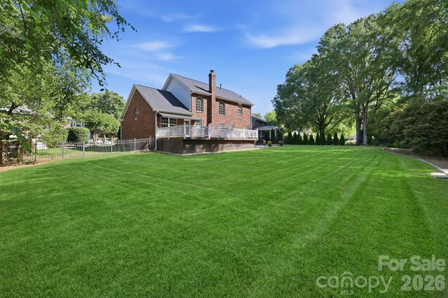 15704 Framingham Lane, Huntersville, NC 28078