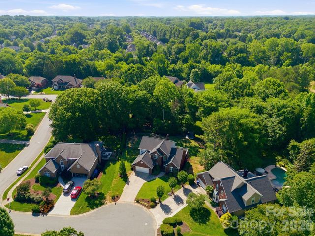 15704 Framingham Lane, Huntersville, NC 28078