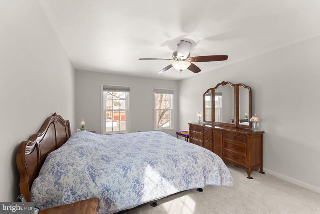 20 N LOWERY CT, Sterling, VA 20165