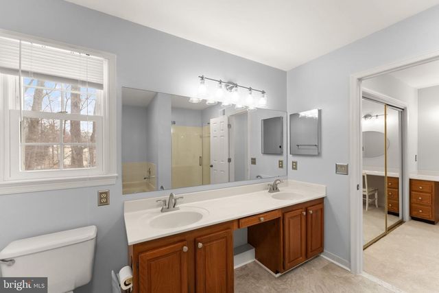 20 N LOWERY CT, Sterling, VA 20165