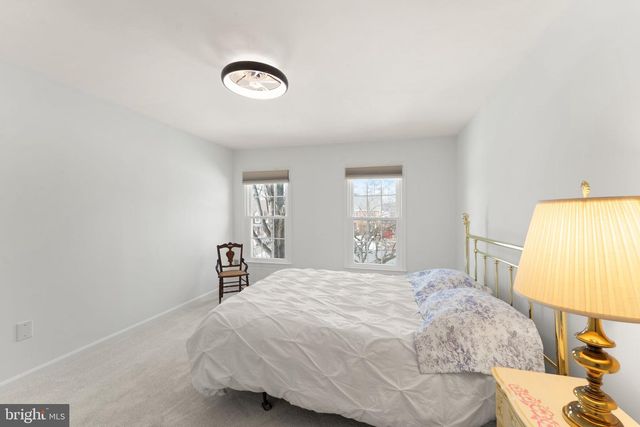 20 N LOWERY CT, Sterling, VA 20165