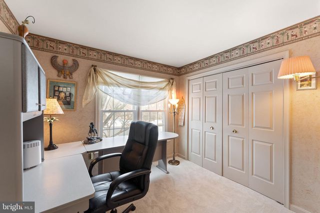 20 N LOWERY CT, Sterling, VA 20165