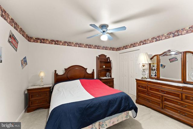 20 N LOWERY CT, Sterling, VA 20165