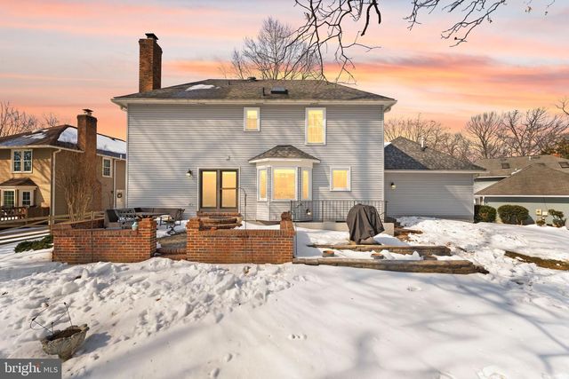 20 N LOWERY CT, Sterling, VA 20165