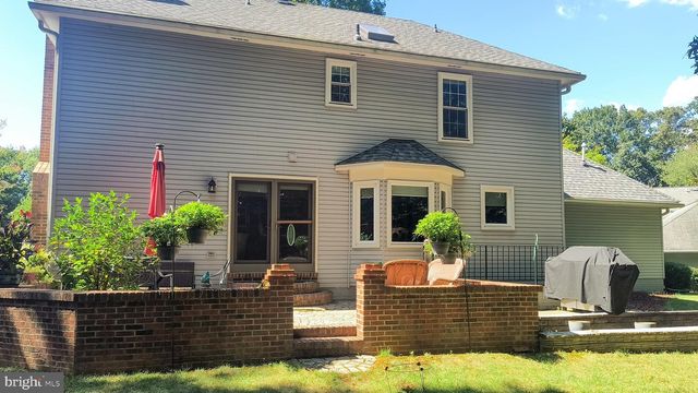 20 N LOWERY CT, Sterling, VA 20165