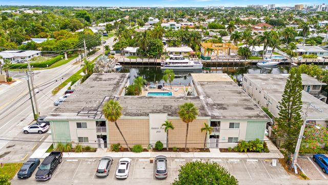2601 NE 1st Street 17, Pompano Beach, FL 33062