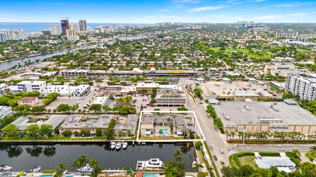 2601 NE 1st Street 17, Pompano Beach, FL 33062