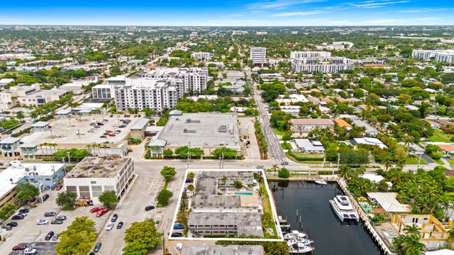 2601 NE 1st Street 17, Pompano Beach, FL 33062
