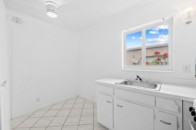 2601 NE 1st Street 17, Pompano Beach, FL 33062