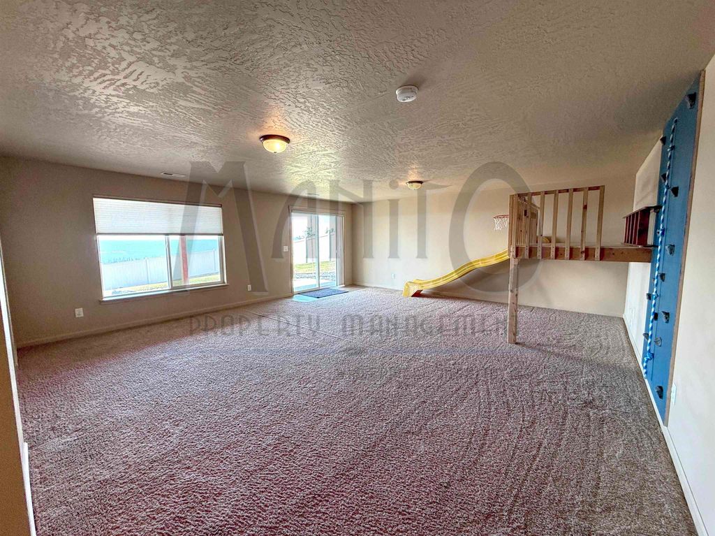 8607 N Upper Mayes Ln, Spokane, WA 99208 photo 32