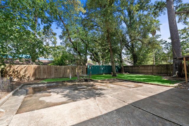 23026 Harrowby Drive, Spring, TX 77373