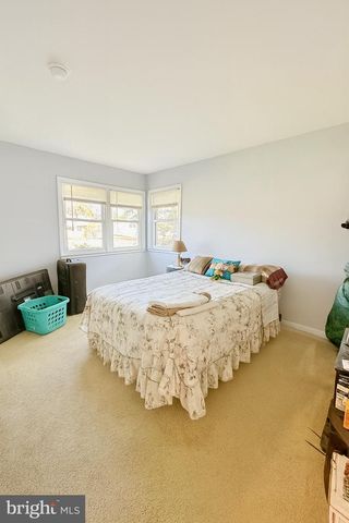 714 W IVY DR, Seaford, DE 19973