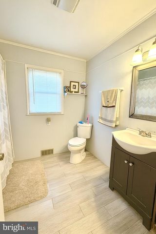 714 W IVY DR, Seaford, DE 19973