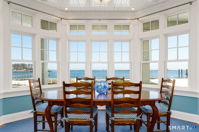 10 Shorehaven Road, Norwalk, CT 06855