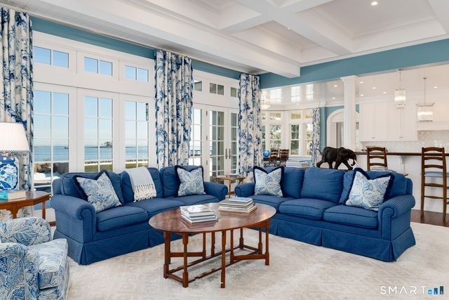 10 Shorehaven Road, Norwalk, CT 06855