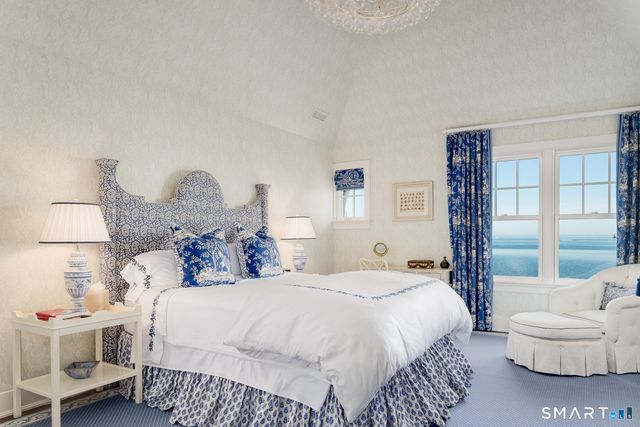 10 Shorehaven Road, Norwalk, CT 06855