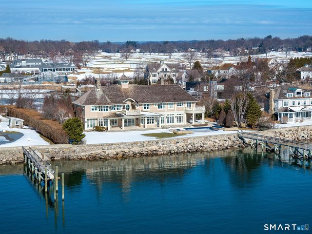 10 Shorehaven Road, Norwalk, CT 06855