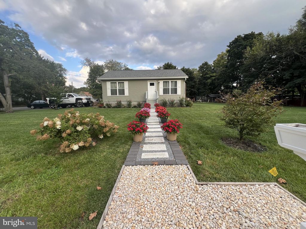 818 GERSHAL AVE, PITTSGROVE TWP, NJ 08318 — photo 2