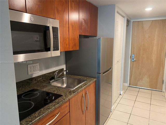 1200 Brickell Bay Drive 3110, Miami, FL 33131