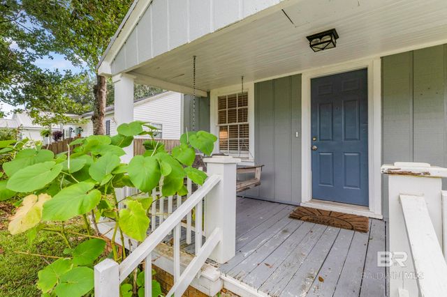 405 N Pine Street, Foley, AL 36535
