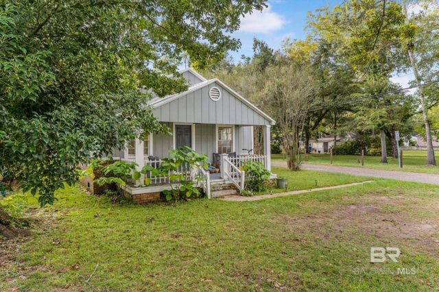 405 N Pine Street, Foley, AL 36535