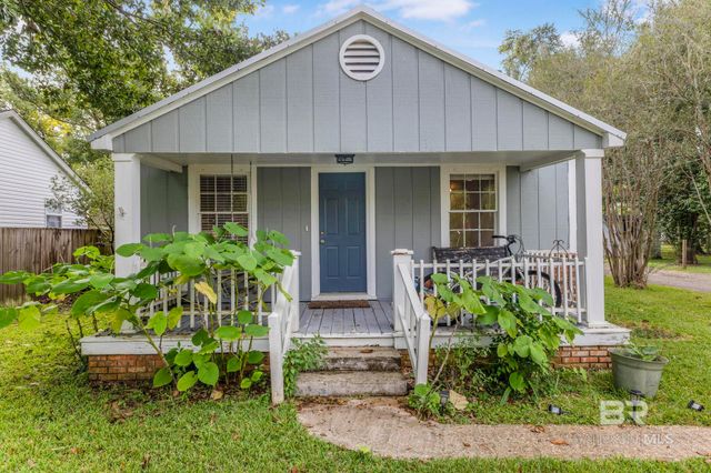 405 N Pine Street, Foley, AL 36535