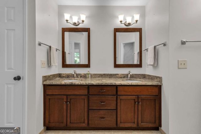 230 Clipper Bay Drive, Alpharetta, GA 30005