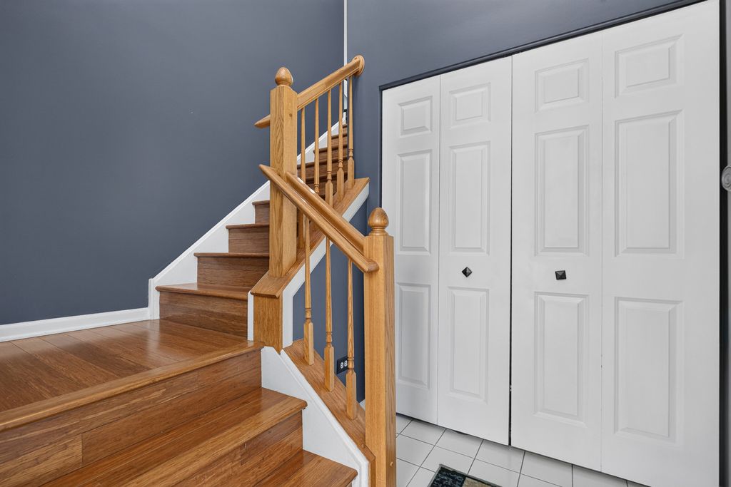2903 Bartlett Court 202, Naperville, IL 60564 — photo 5