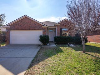 8920 Sagebrush, Cross Roads, TX 76227
