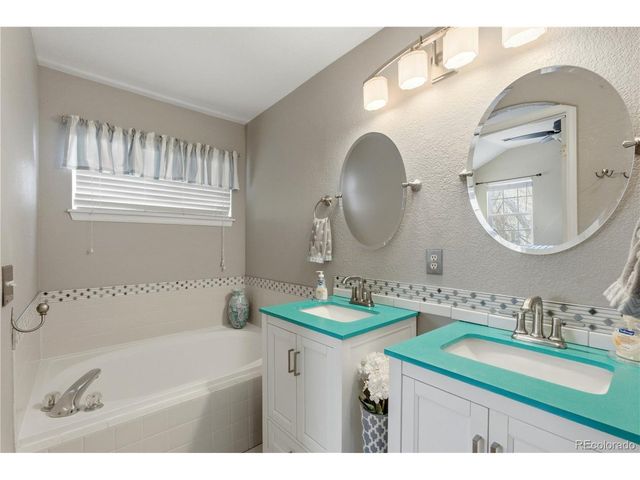 1497 Red Peak Dr, Castle Rock, CO 80109