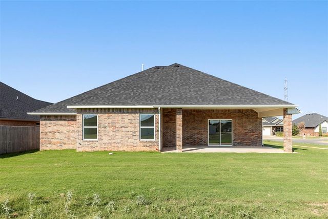 7308 Elaine Street, Yukon, OK 73099