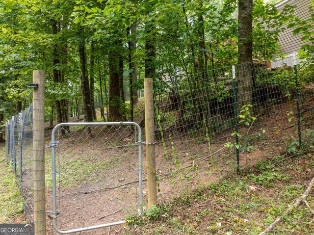 160 Southern Pines Drive, Ellijay, GA 30540