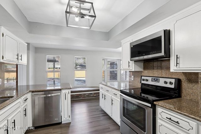 1854 LAKOTNA Drive, Orange Park, FL 32073