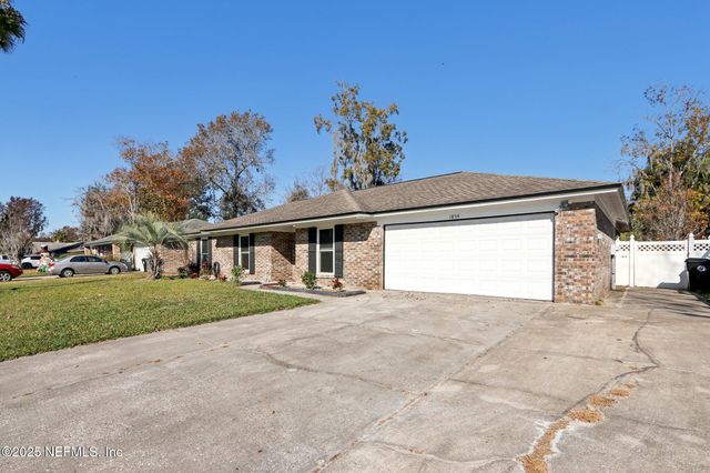 1854 LAKOTNA Drive, Orange Park, FL 32073