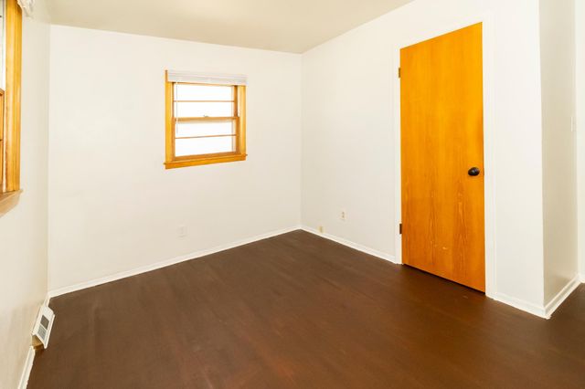 1618 17th Street S, Fargo, ND 58103
