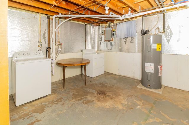 1618 17th Street S, Fargo, ND 58103