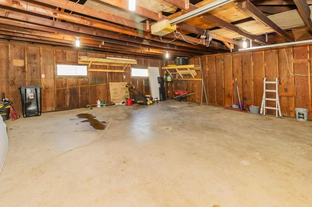 1618 17th Street S, Fargo, ND 58103