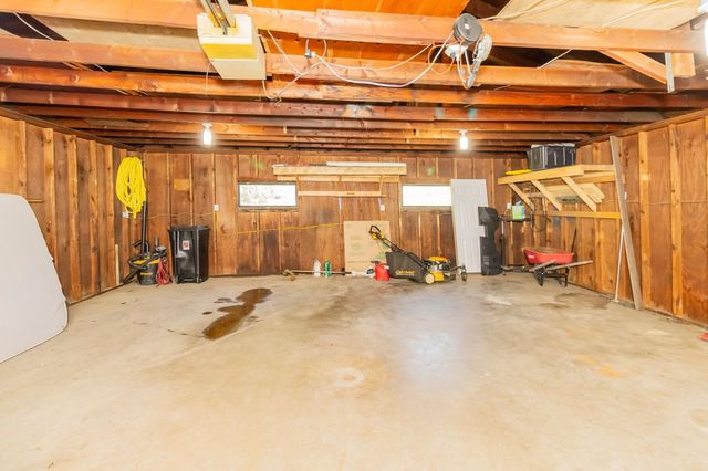 1618 17th Street S, Fargo, ND 58103