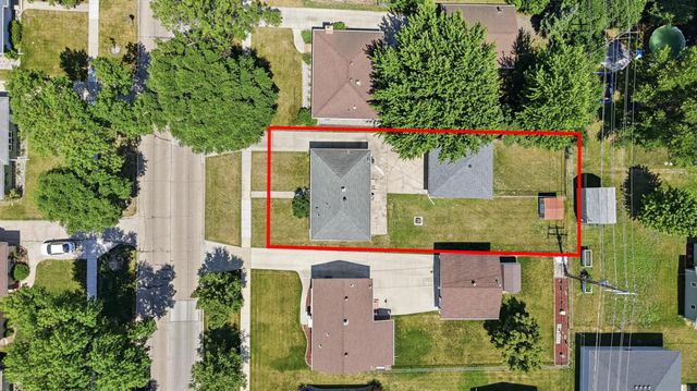 1618 17th Street S, Fargo, ND 58103