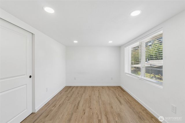 11823 12th Avenue S, Seattle, WA 98168
