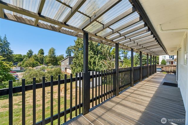 11823 12th Avenue S, Seattle, WA 98168