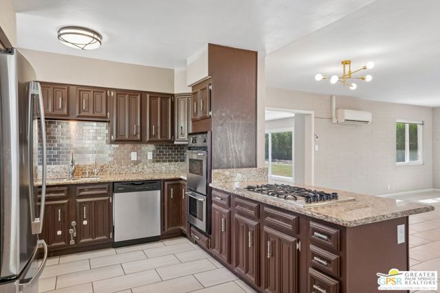 37767 Porter Drive, Cathedral City, CA 92234