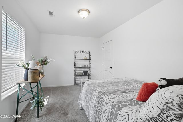 1524 Central St, Joplin, MO 64801