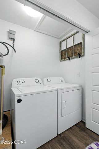 1524 Central St, Joplin, MO 64801