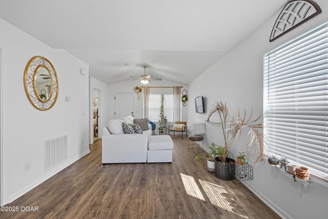 1524 Central St, Joplin, MO 64801