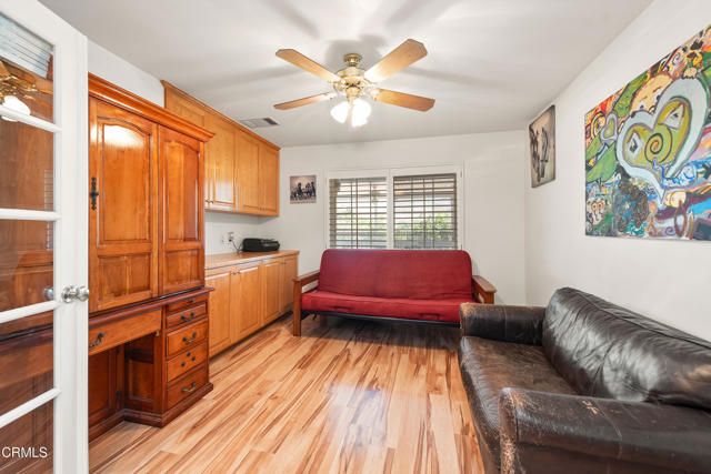 4850 N Moorpark Road, Thousand Oaks, CA 91360