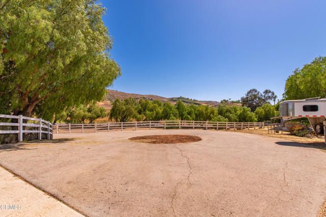 4850 N Moorpark Road, Thousand Oaks, CA 91360
