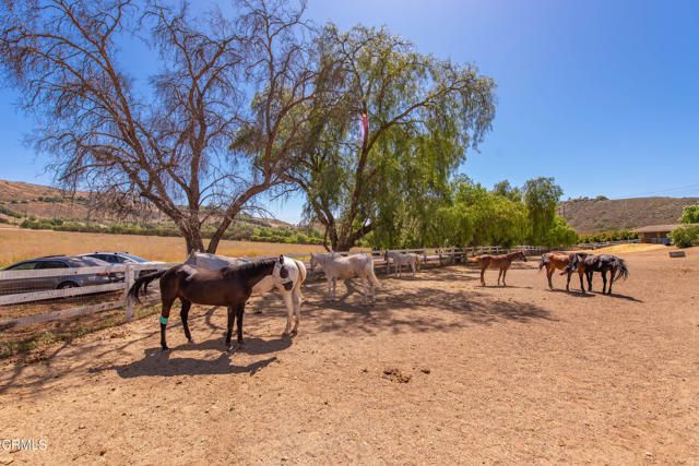 4850 N Moorpark Road, Thousand Oaks, CA 91360