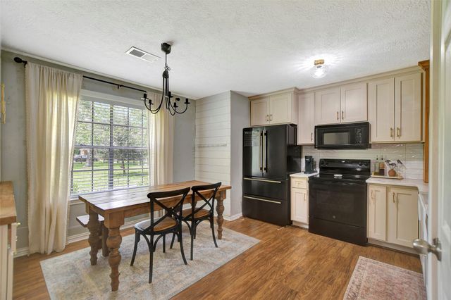 281 Greenbriar Drive, Magnolia, TX 77355